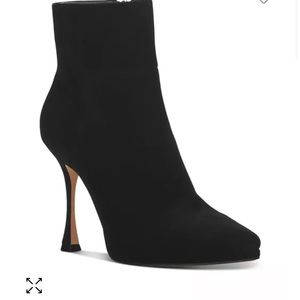 VINCE CAMUTO
Women's Pitonnda Stiletto Heel Booties